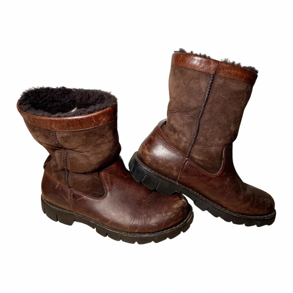 UGG Australia Beacon‎ Leather Sheepskin Pull On Boots 5485 Brown Men’s 8